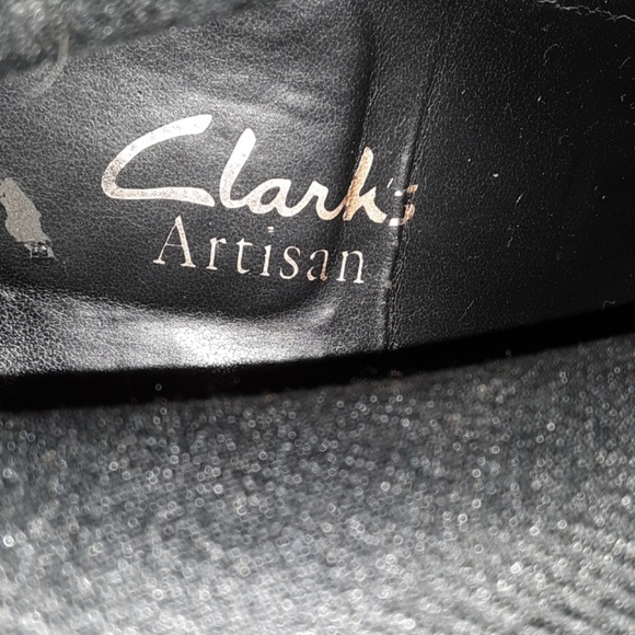 Clark's Artisan black leather ankle boots … - Picture 7 of 8